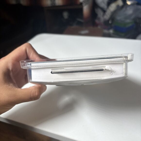 Philips GoGear Digital Audio Video Player 2 GB Black SA3025 - Picture 3 of 7